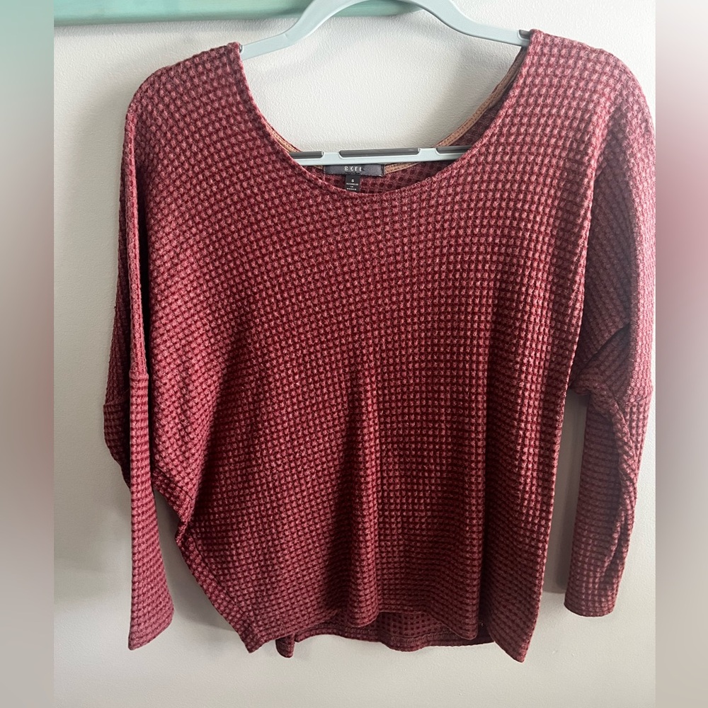 Gyft Textured Knit Sweater in Rose